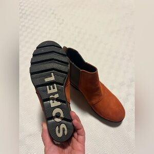 Sorel Women's Orange Ankle Boots